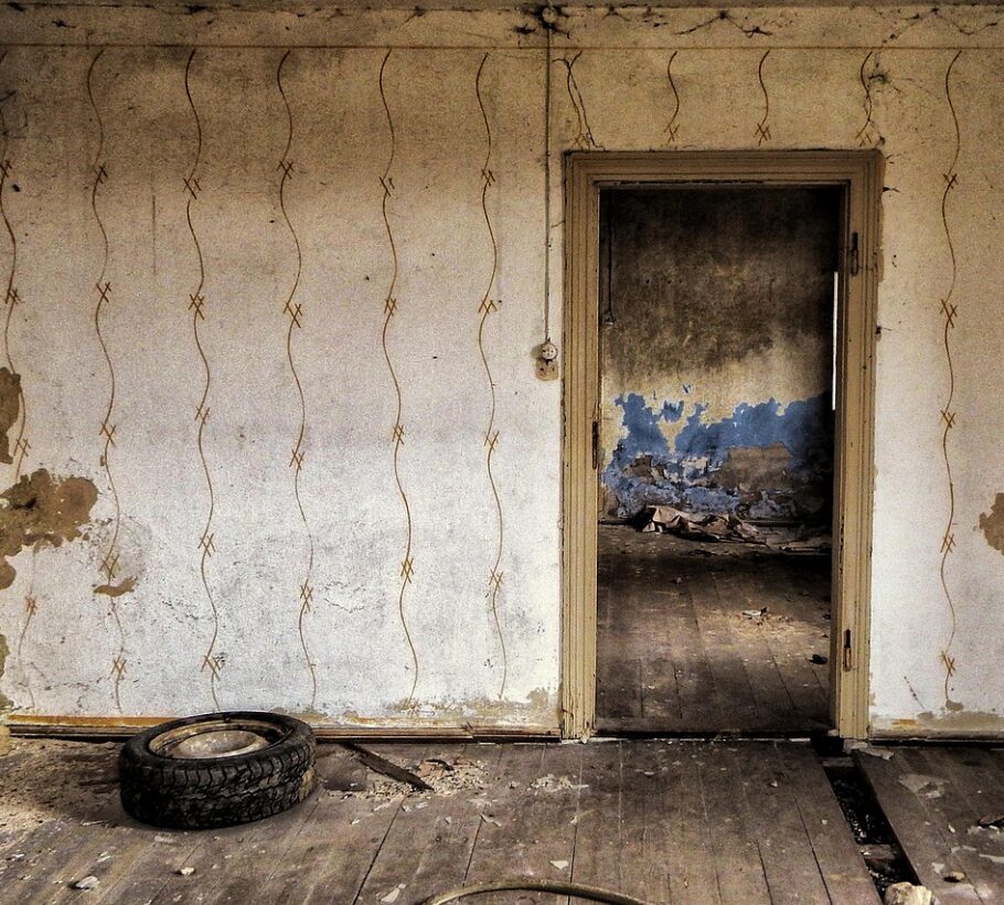 lost-places-1843010_1280